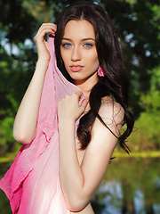Zsanett Tormay - SUONI
